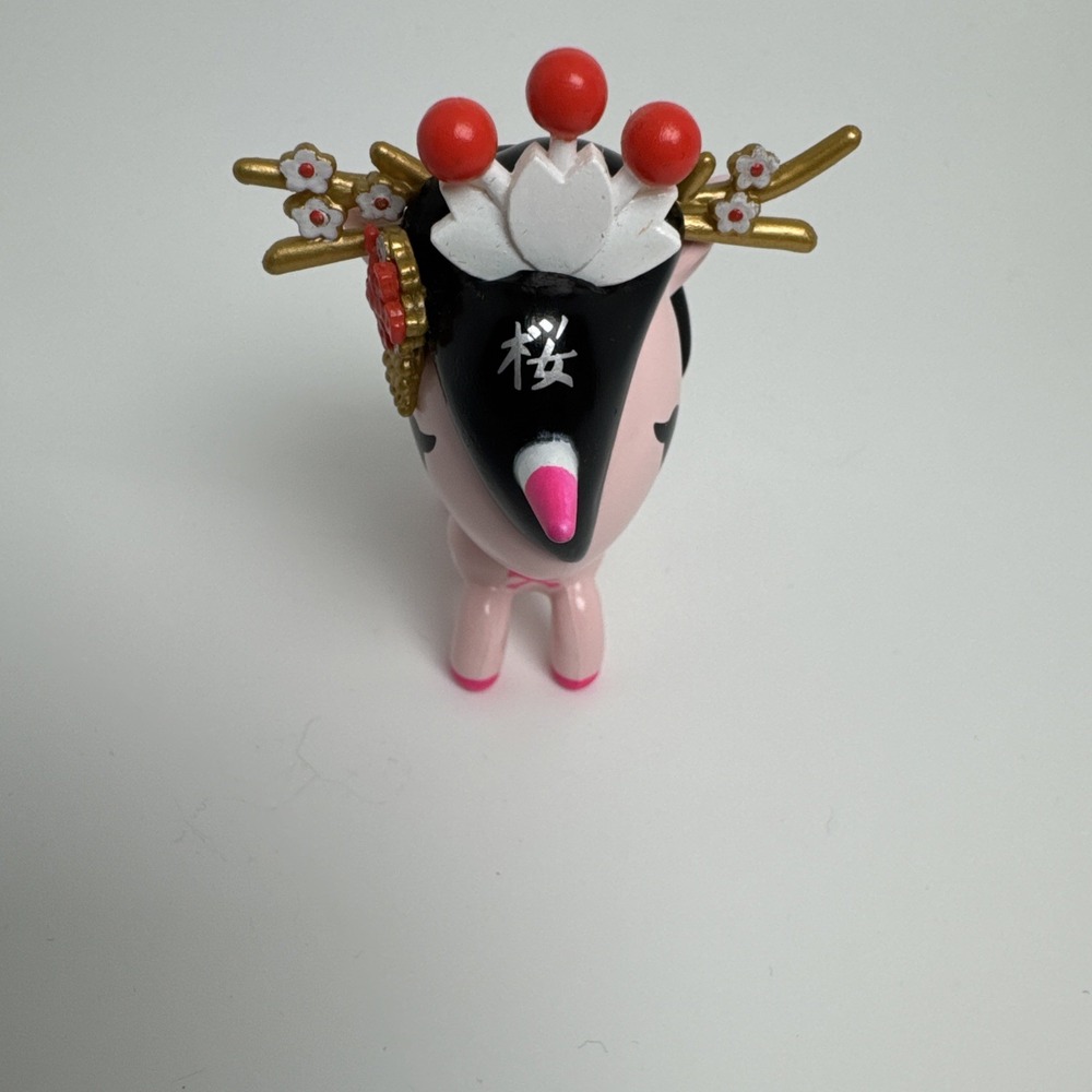Tokidoki Unicorno Cherry Blossom Series SAKURAKO Pink Vinyl Collectible Figure - Picture 6 of 14
